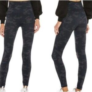 SPANX Look At Me Now Pull-on Leggings Green Camo M